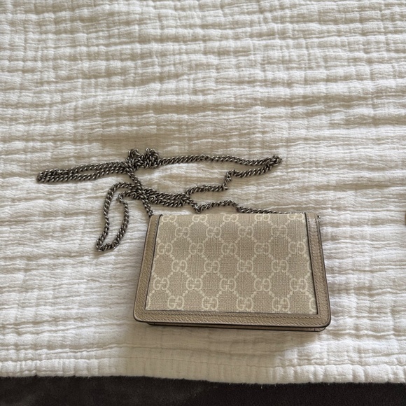 Gucci Dionysus mini bag (like new!) - Picture 3 of 3